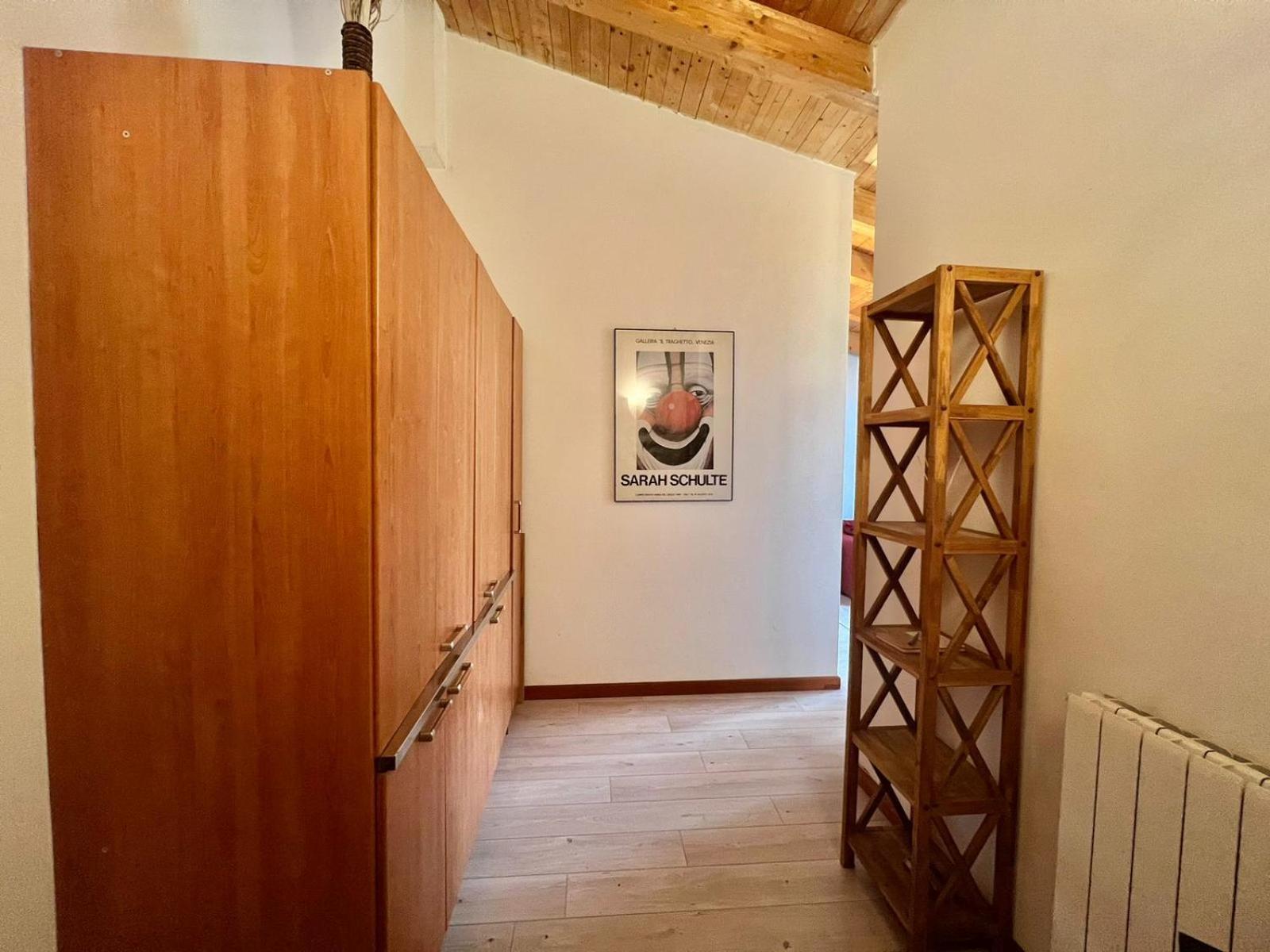 Moderno Con Design Caldo E Accogliente, Con Parcheggio Gratuito E Balcone Privato, Vicino A Fiere, Eventi E Concerti Apartamento *